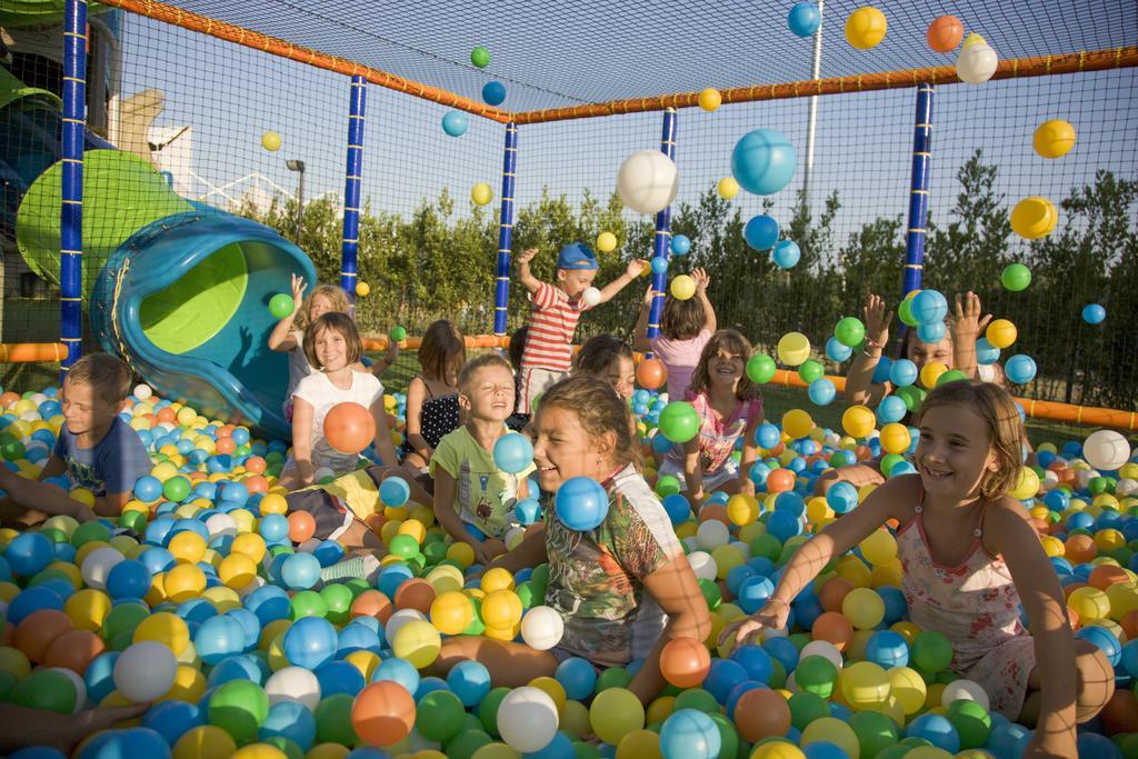 Numanablu Resort Sport Fun Kids 4 Stelle Eksteriør billede